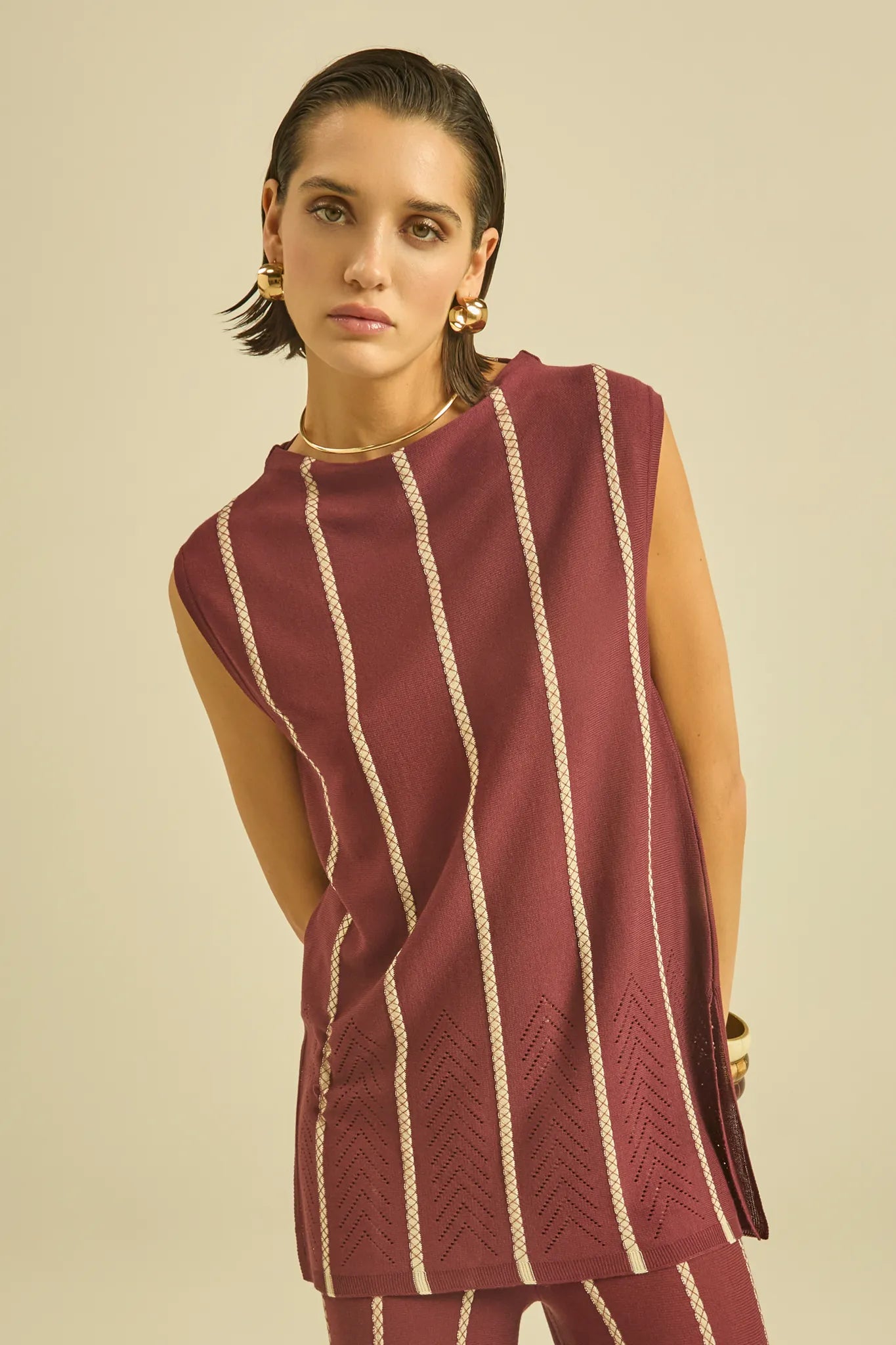 Sleeveless striped knit top