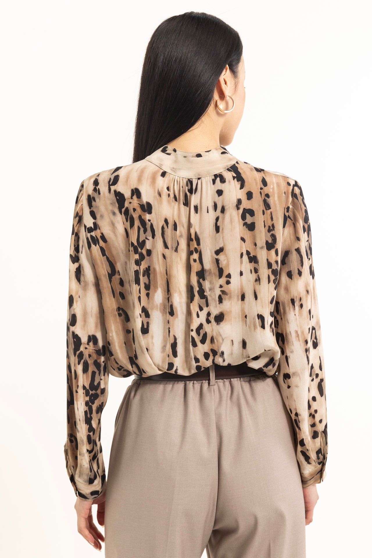 Viscose blouse with animal print and scoop neckline