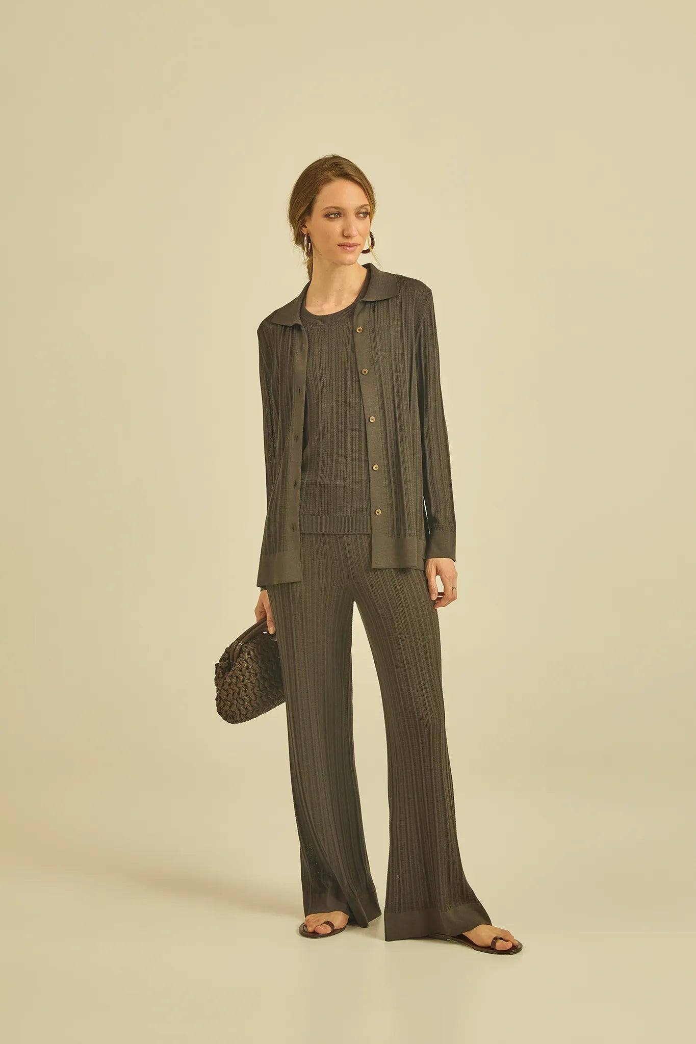 Wide ribbed knit trousers