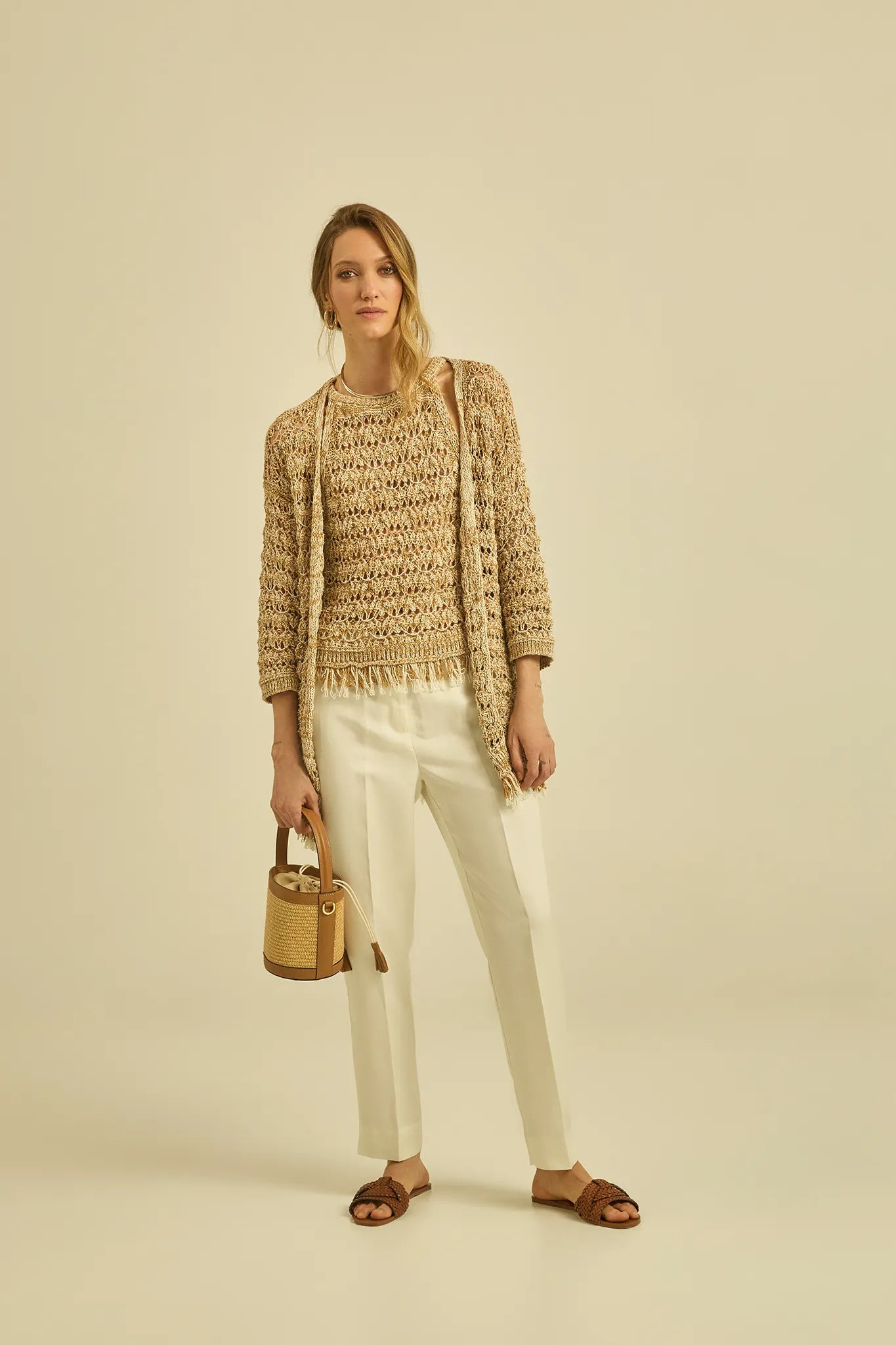 Cigarette trousers in viscose and linen blend