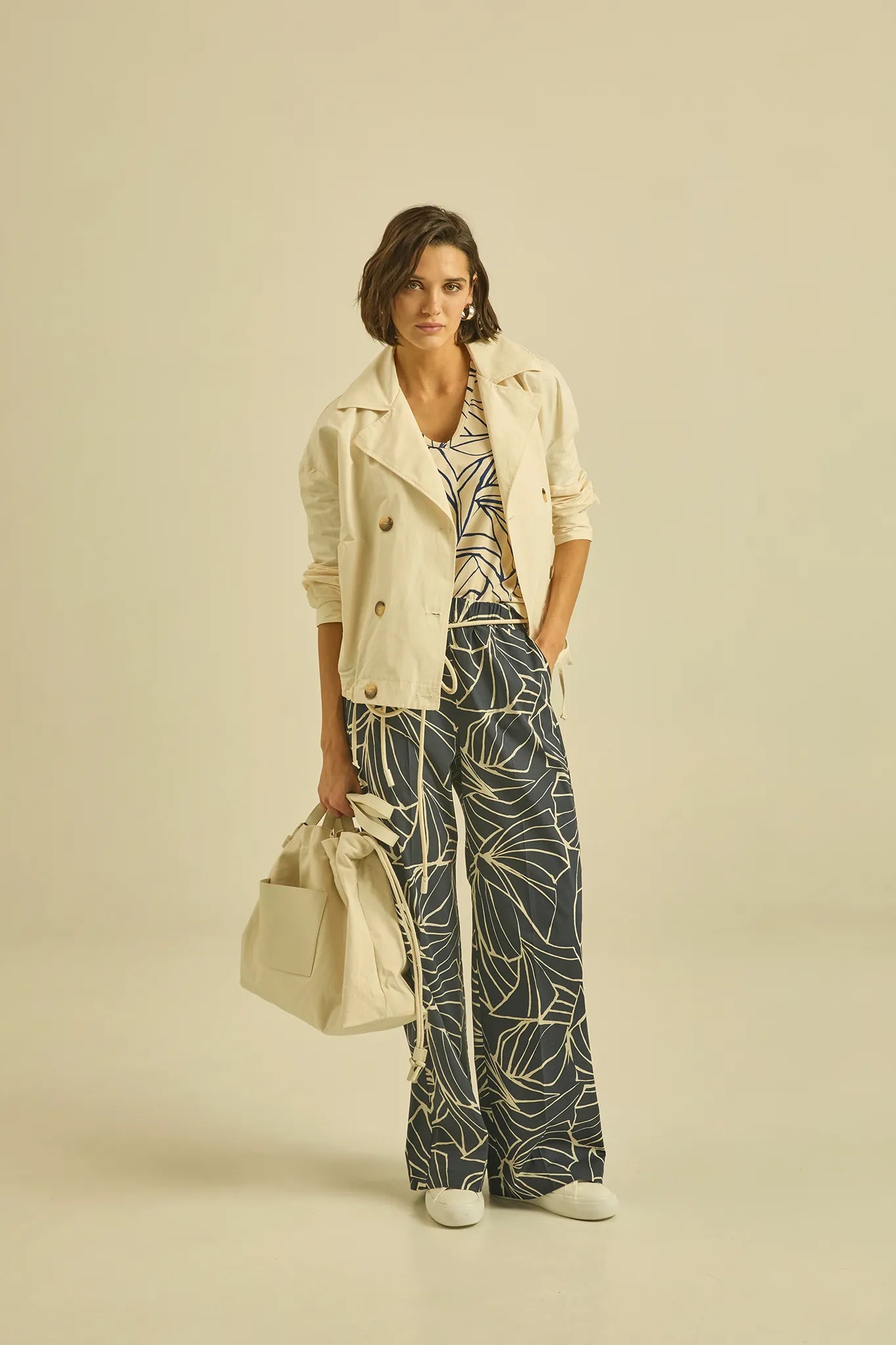 Short trench-style jacket