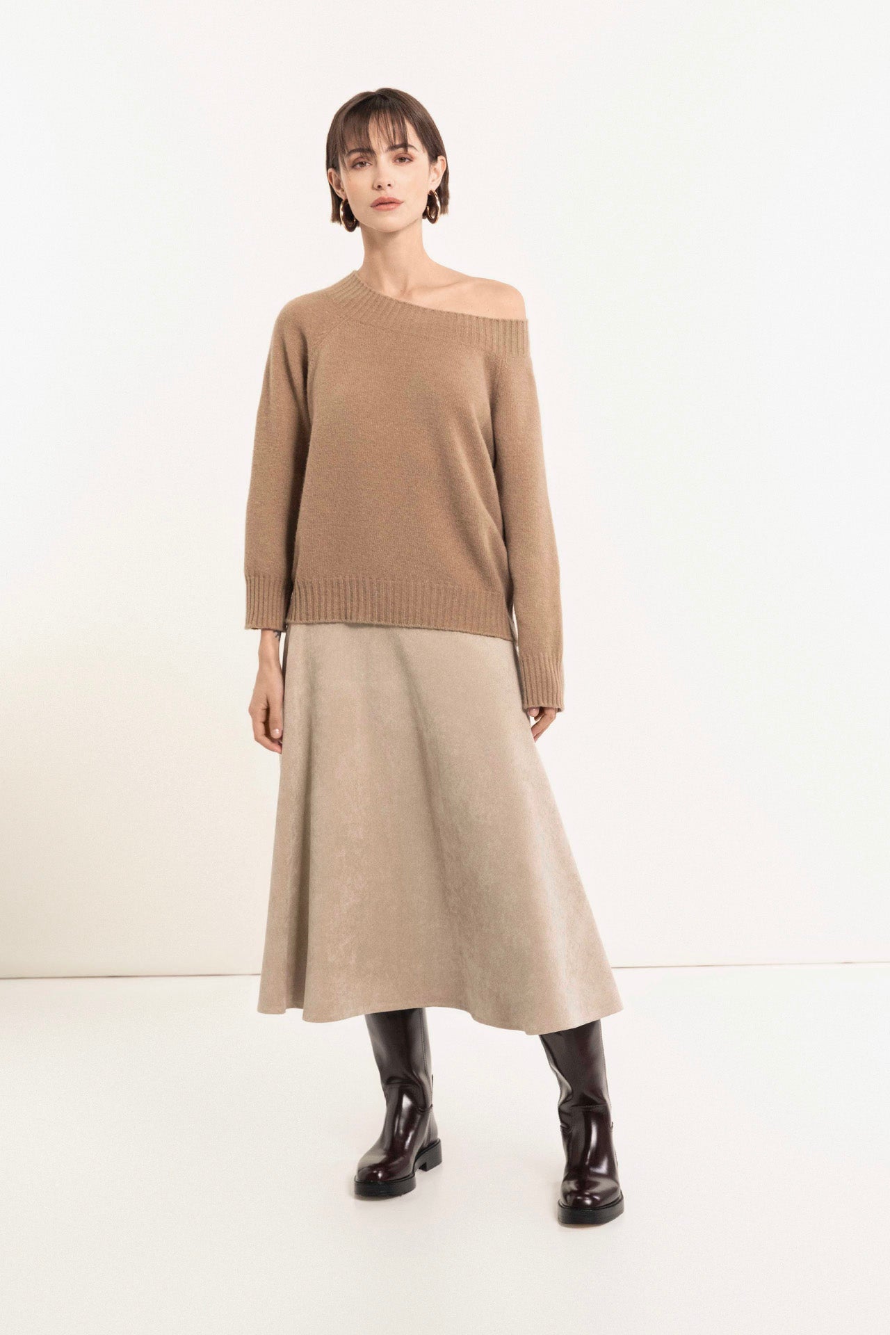 Flared skirt in technical fabric with basque
