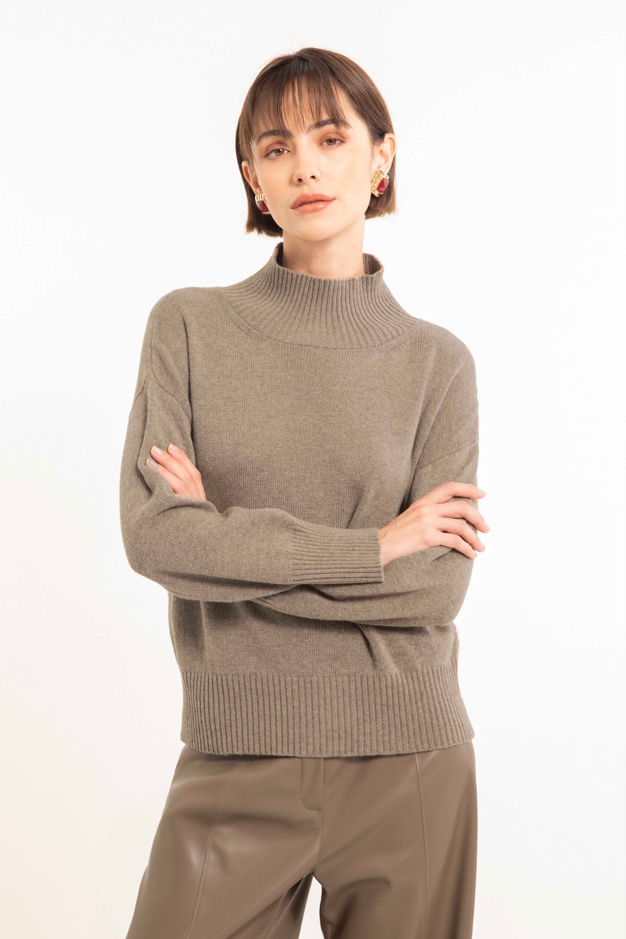 Beige wool and cashmere blend turtleneck sweater