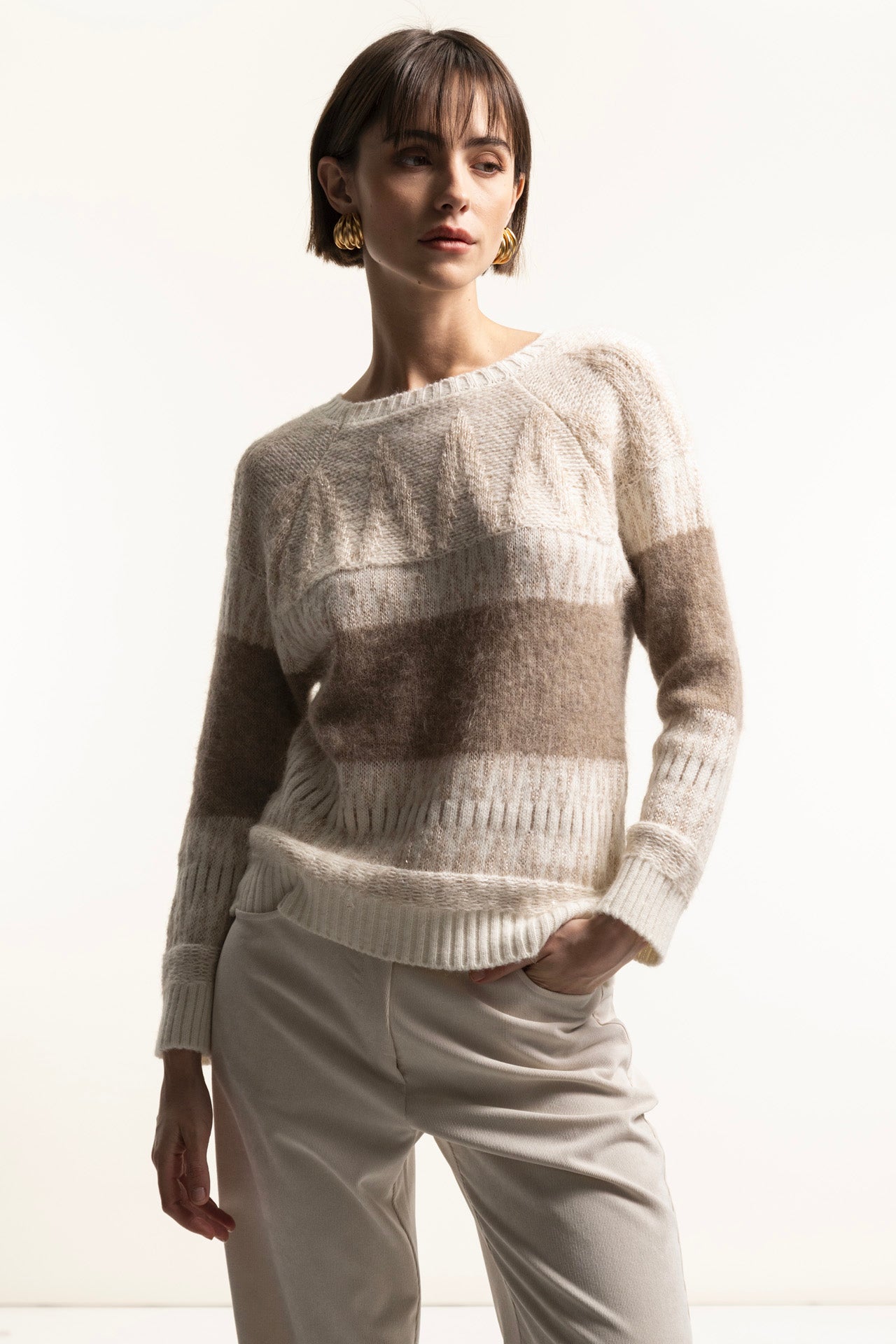 Jacquard sweater in alpaca and acrylic with a geometric pattern