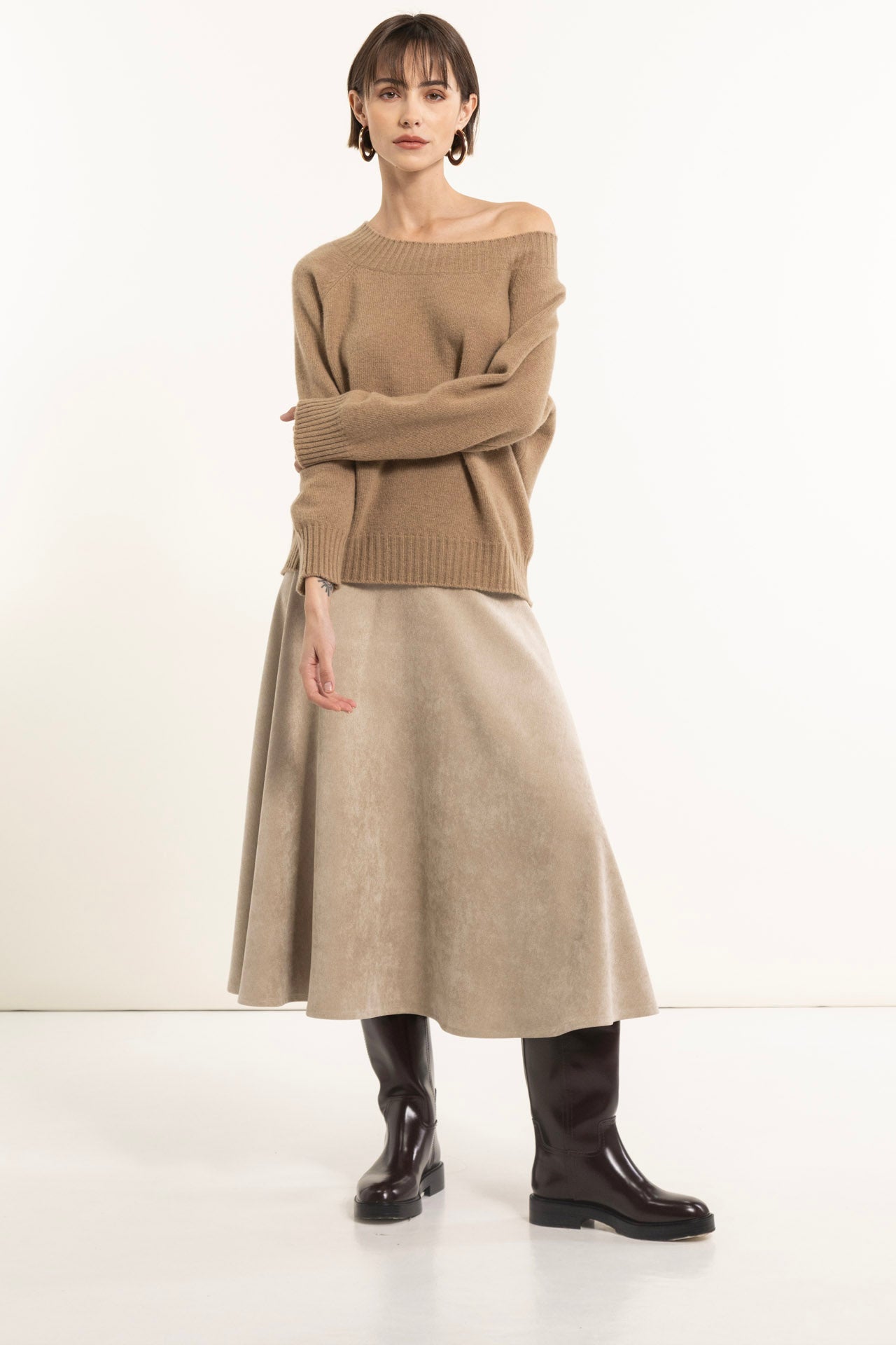 Flared skirt in technical fabric with basque