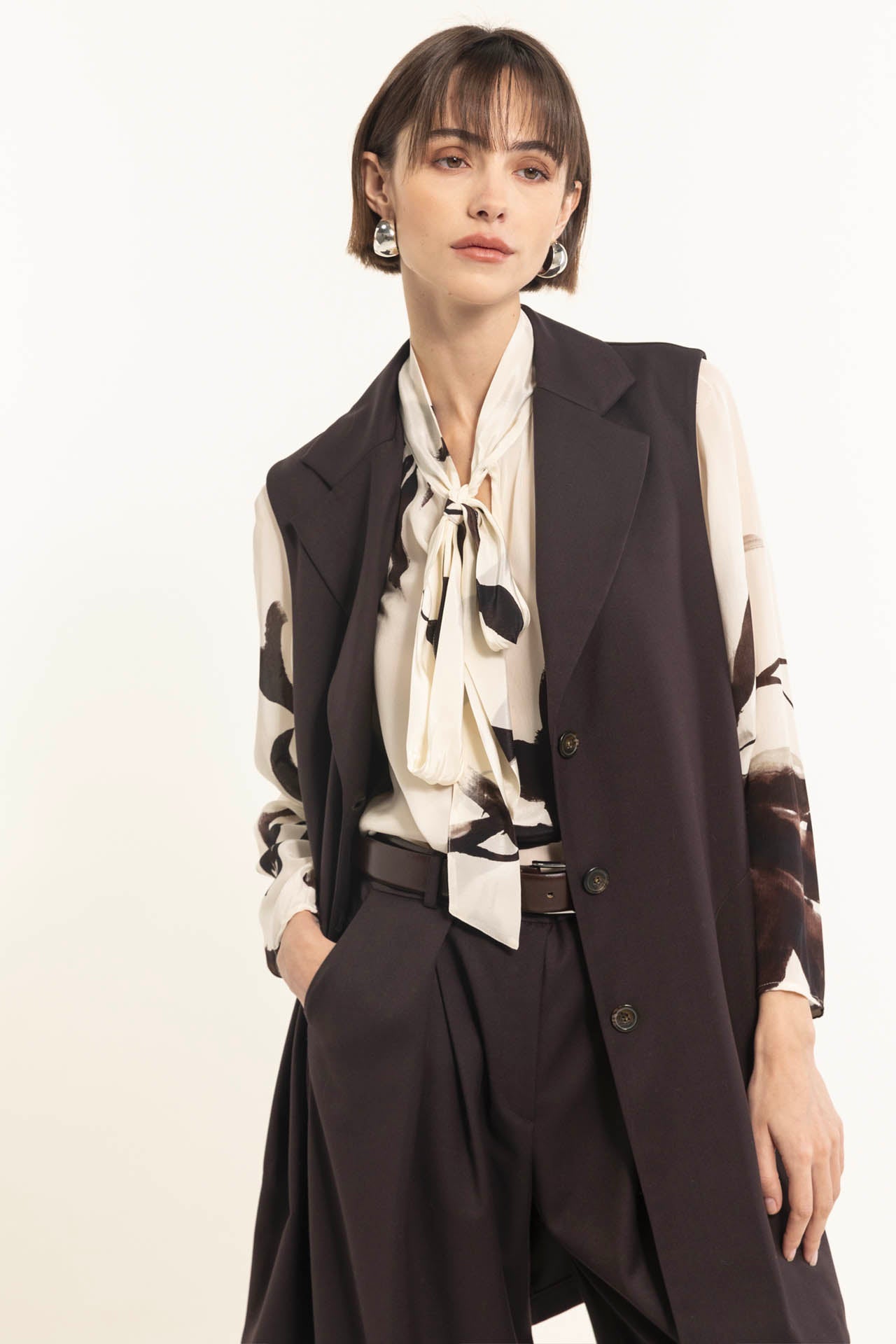 Floral patterned viscose blouse with bow
