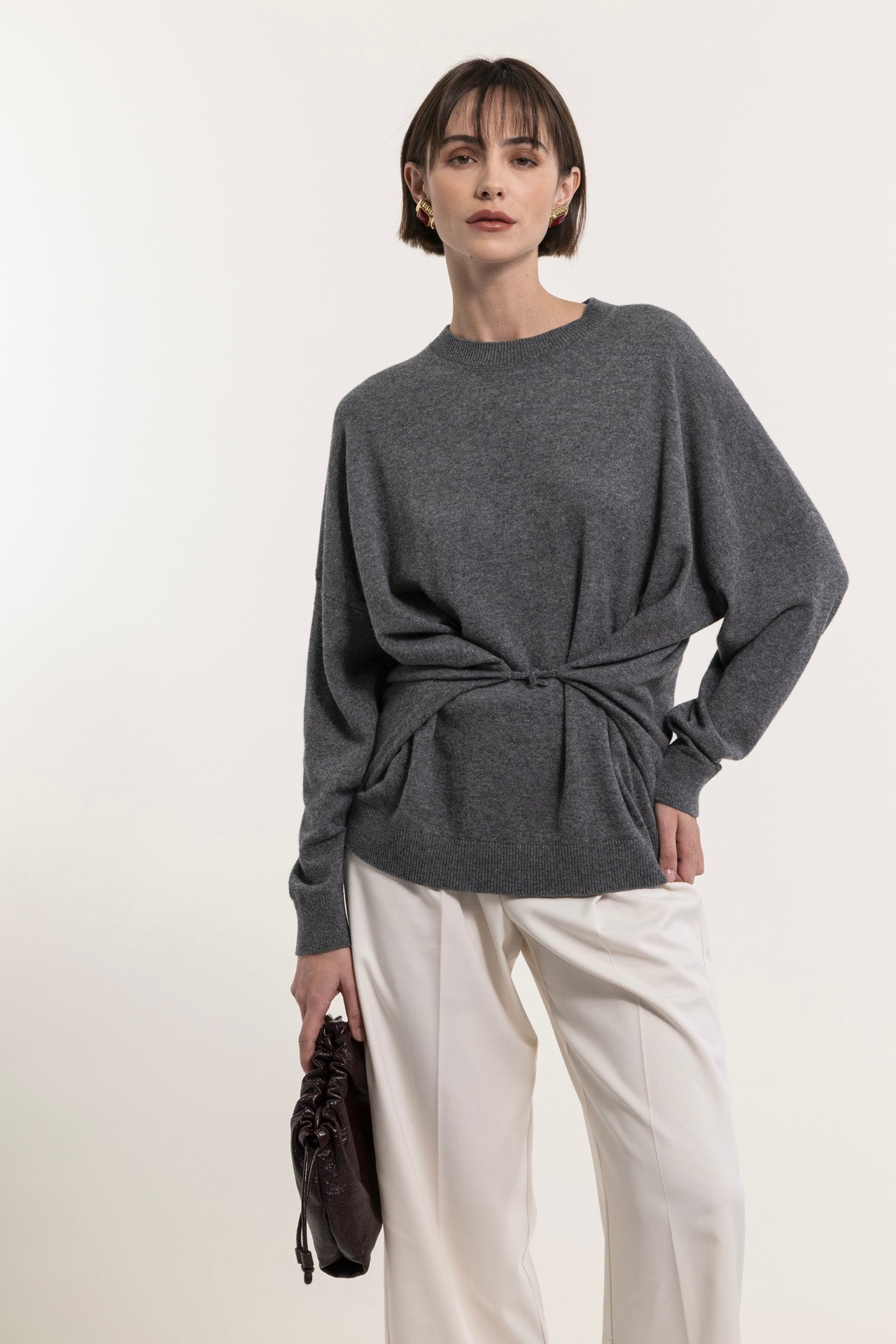 Crew neck sweater in wool blend with front knot