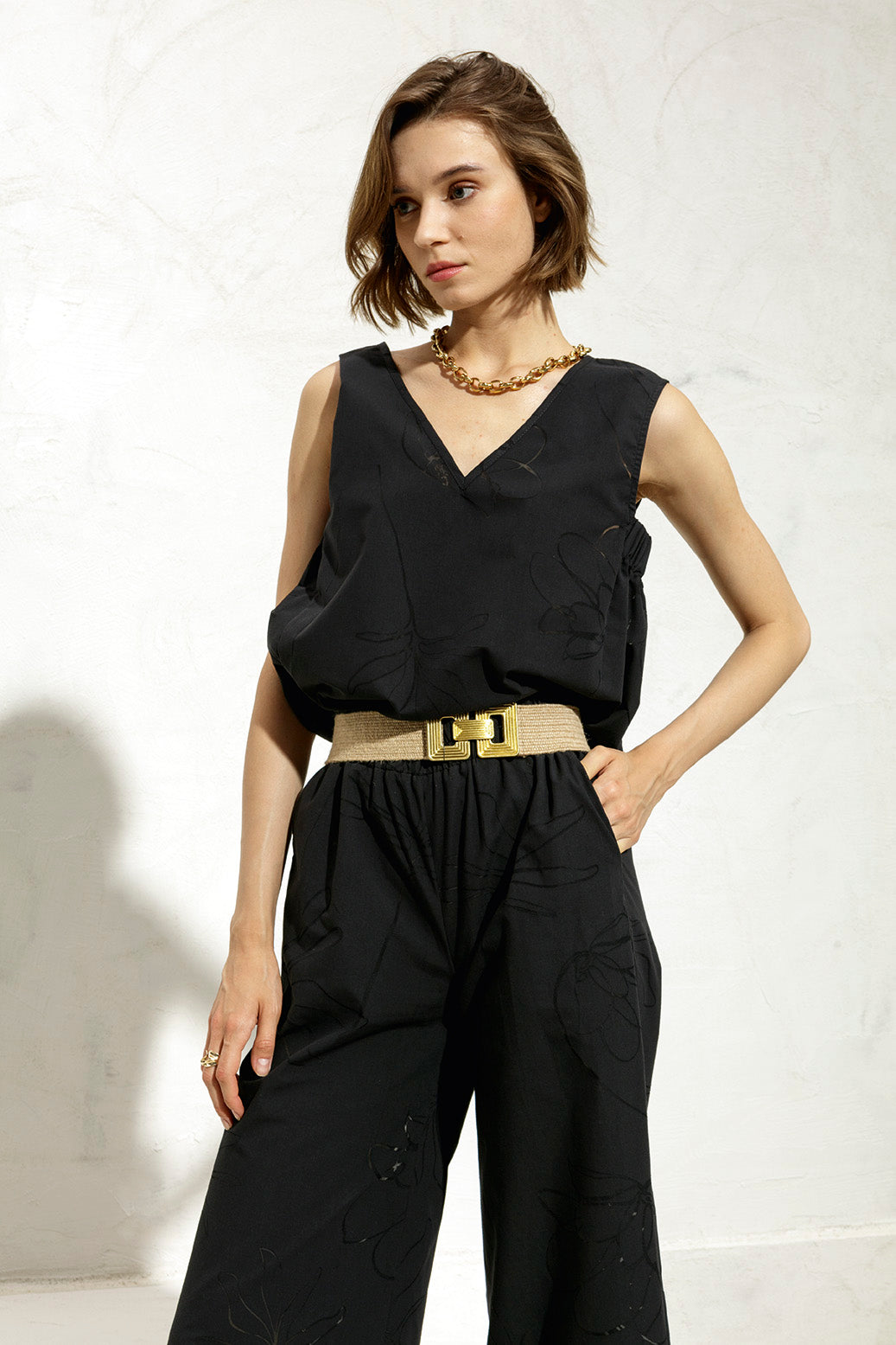 V-neck top with gathered underarm