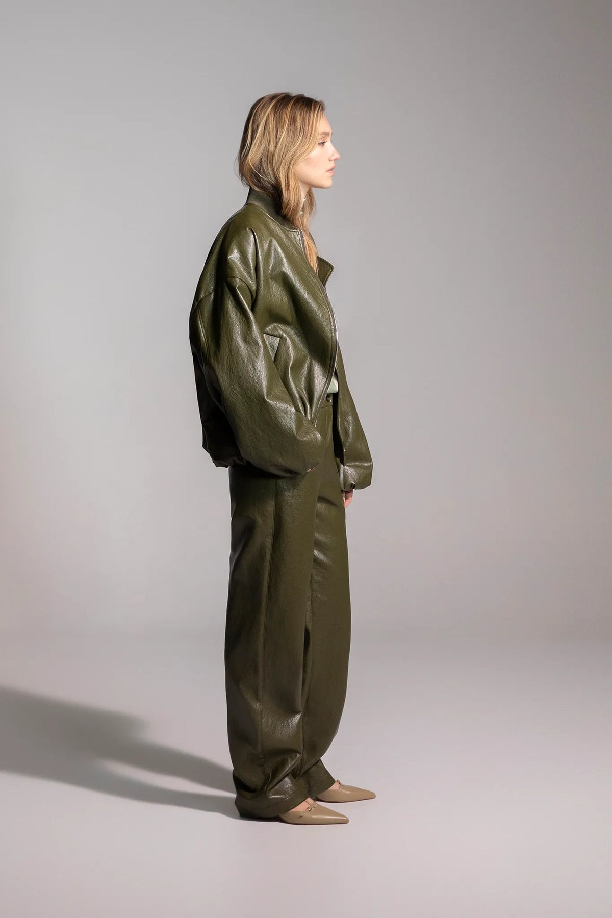 Bomber con zip e fondo arricciato
