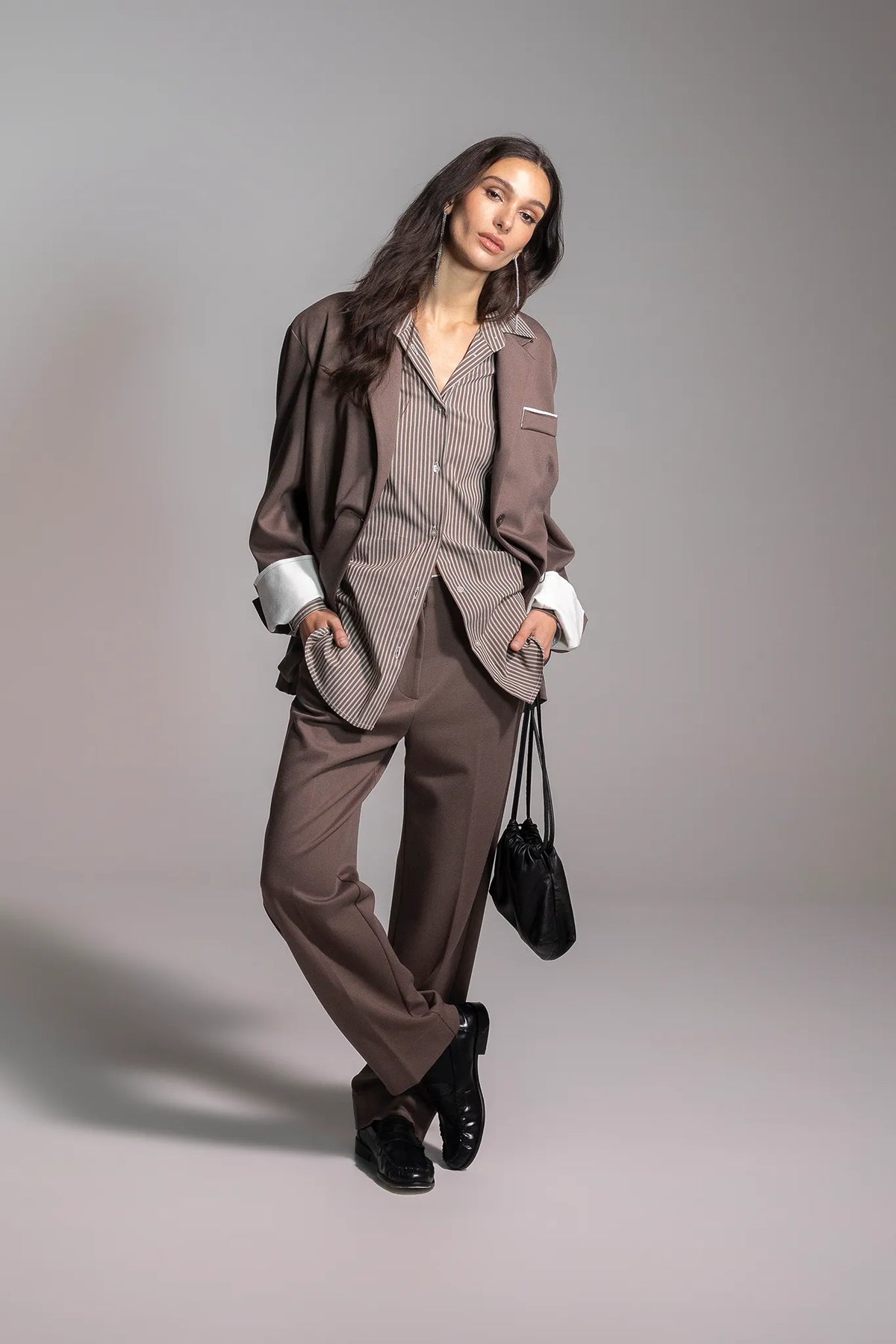 Camicia oversize a righe con polsini a contrasto